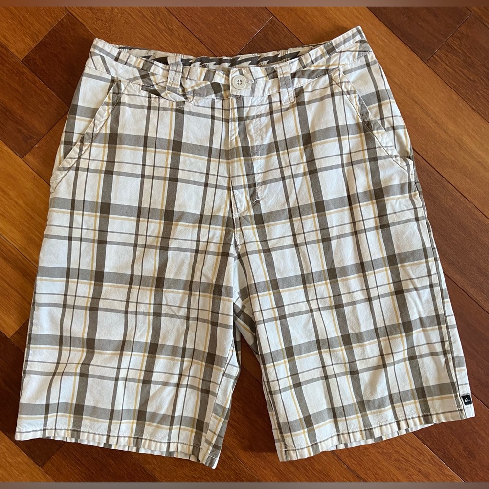 Quicksilver Men’s 100% Cotton Bermuda Board Plaid checked Shorts. Sz 29